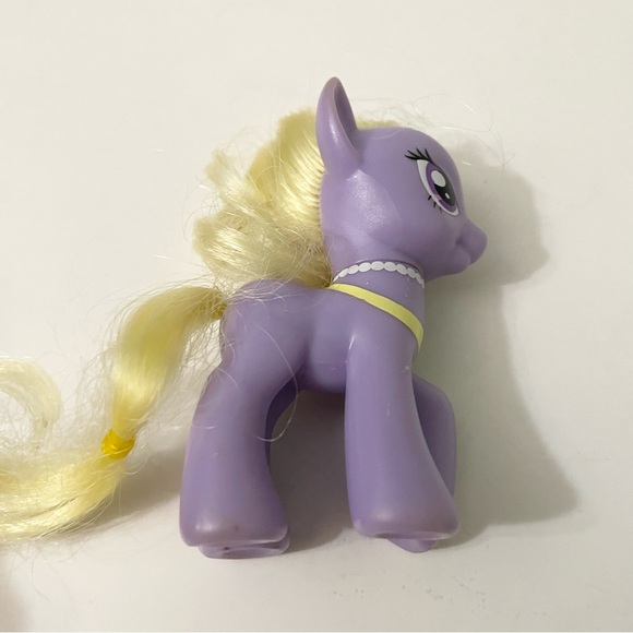 MLP My Little Pony Lyrica Lilac Figure Toy - Picture 12 of 15